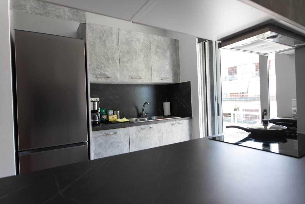 Sea View Apartment In Alimos Region Atenas Exterior foto